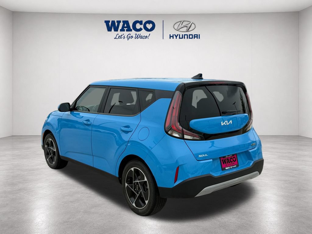Used 2023 Kia Soul EX FWD image 5
