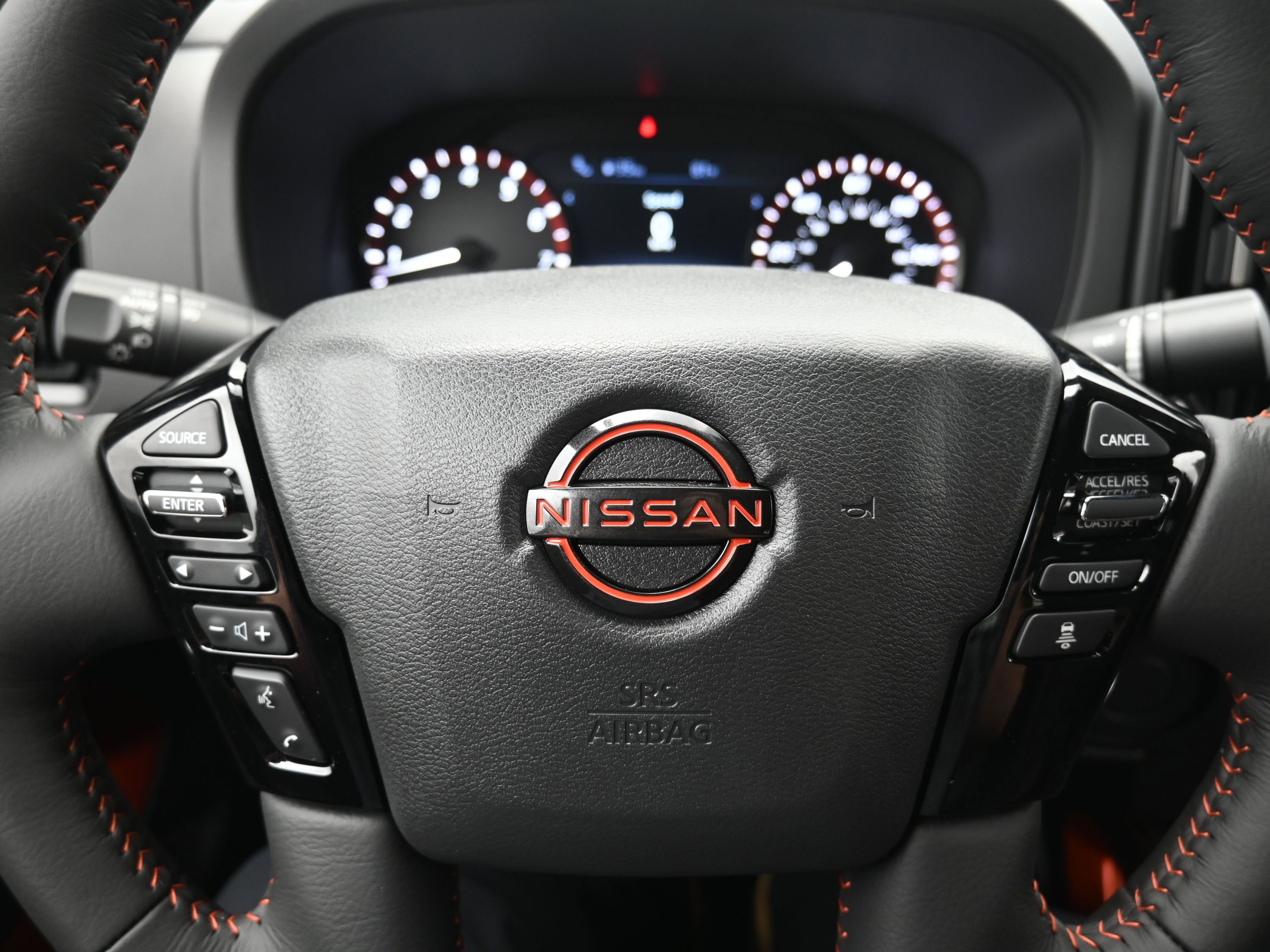 New 2025 Nissan Frontier Pro-X w/ Pro Premium Package image 14