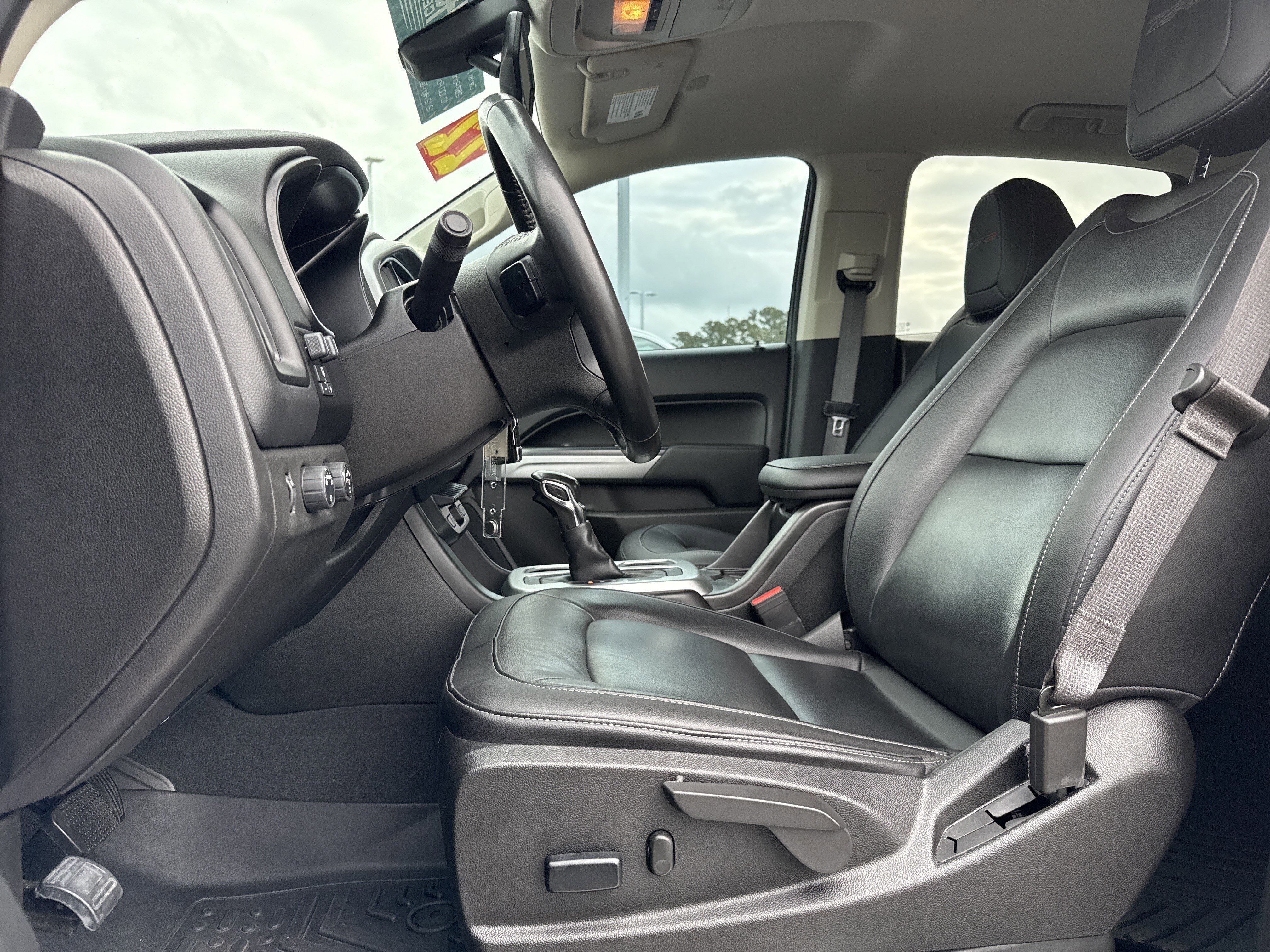 Used 2022 Chevrolet Colorado ZR2 AWD/4WD image 16