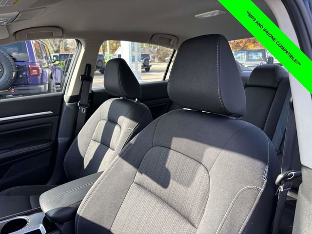 Used 2023 Nissan Altima 2.5 SV image 6