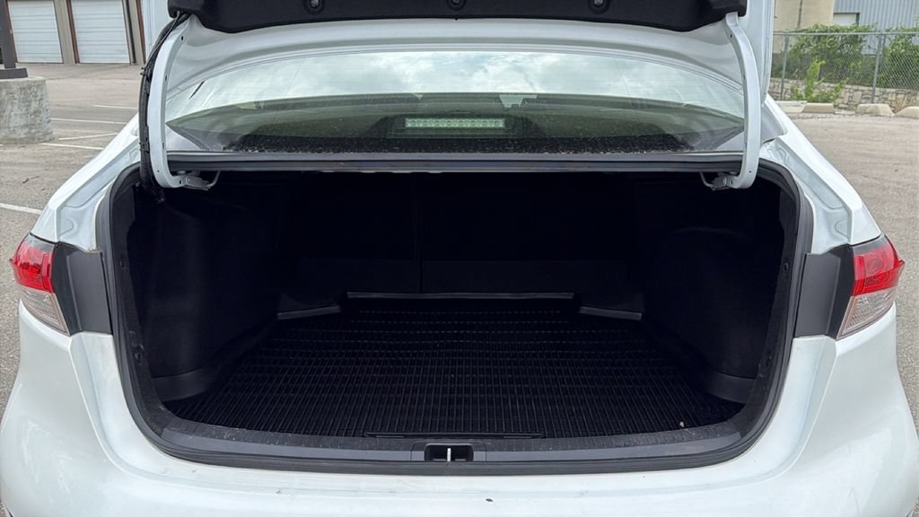 Certified 2025 Toyota Corolla SE FWD image 37