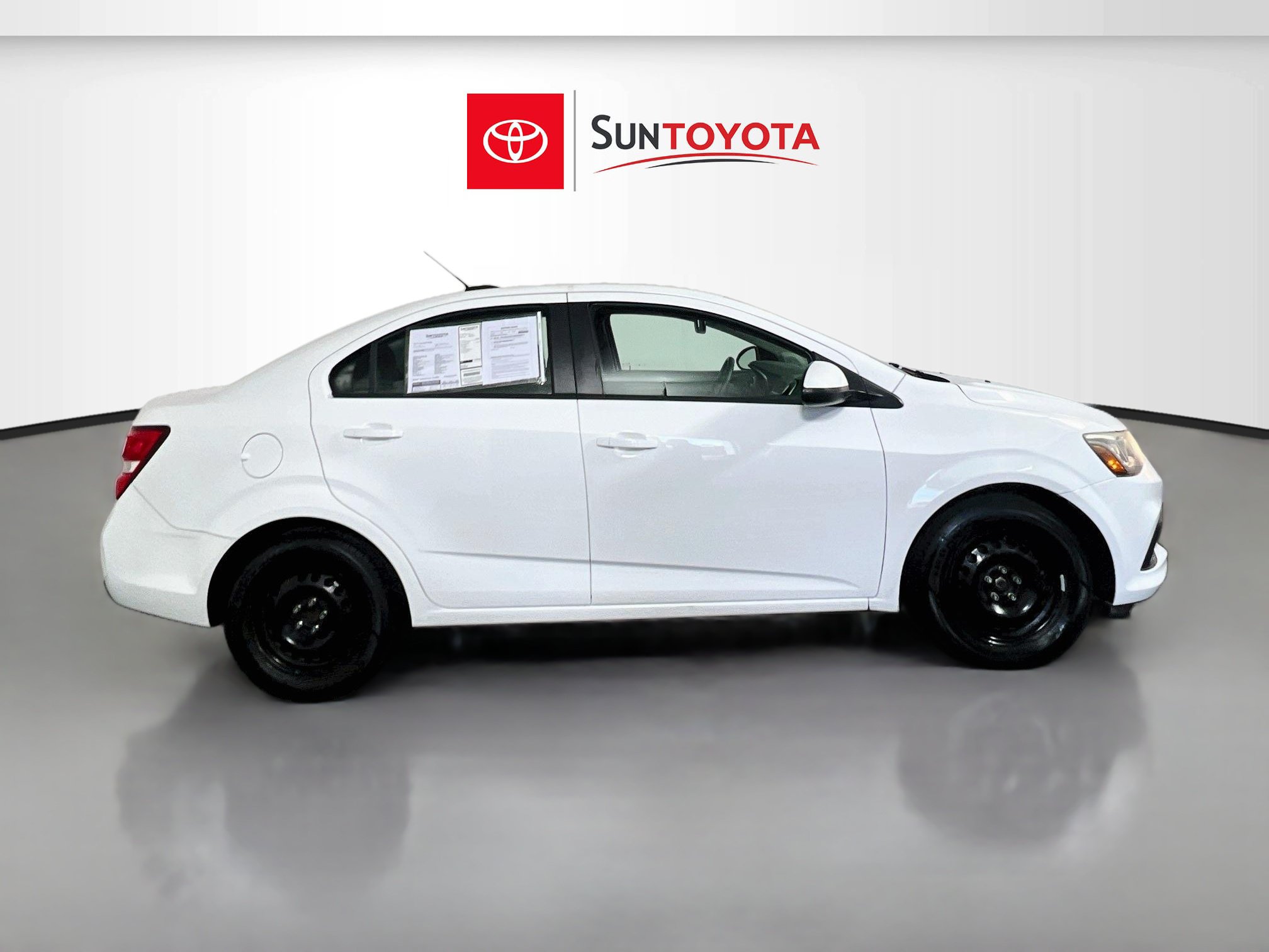 Used 2017 Chevrolet Sonic LS FWD image 2