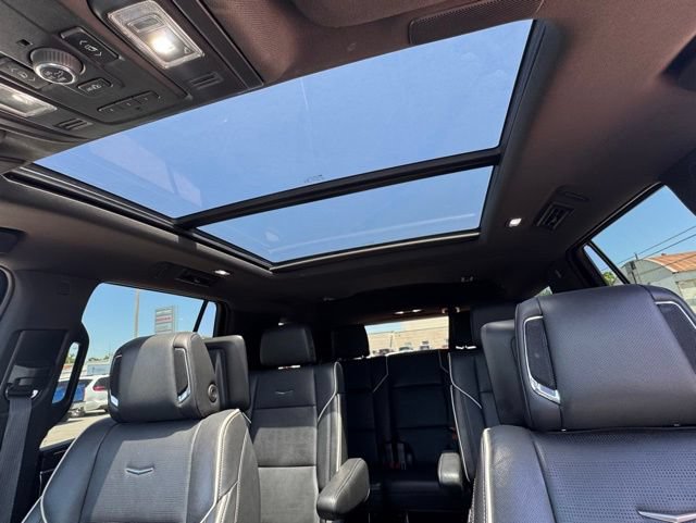 Used 2023 Cadillac Escalade Sport AWD/4WD image 20