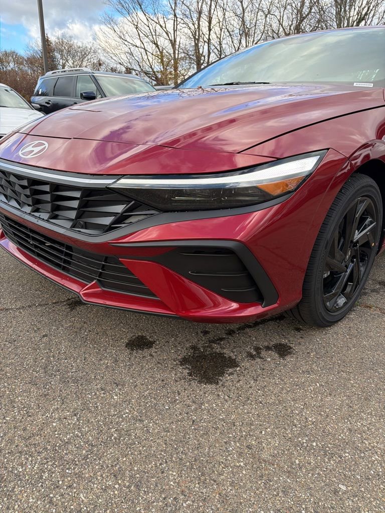 New 2026 Hyundai Elantra Sport FWD image 9