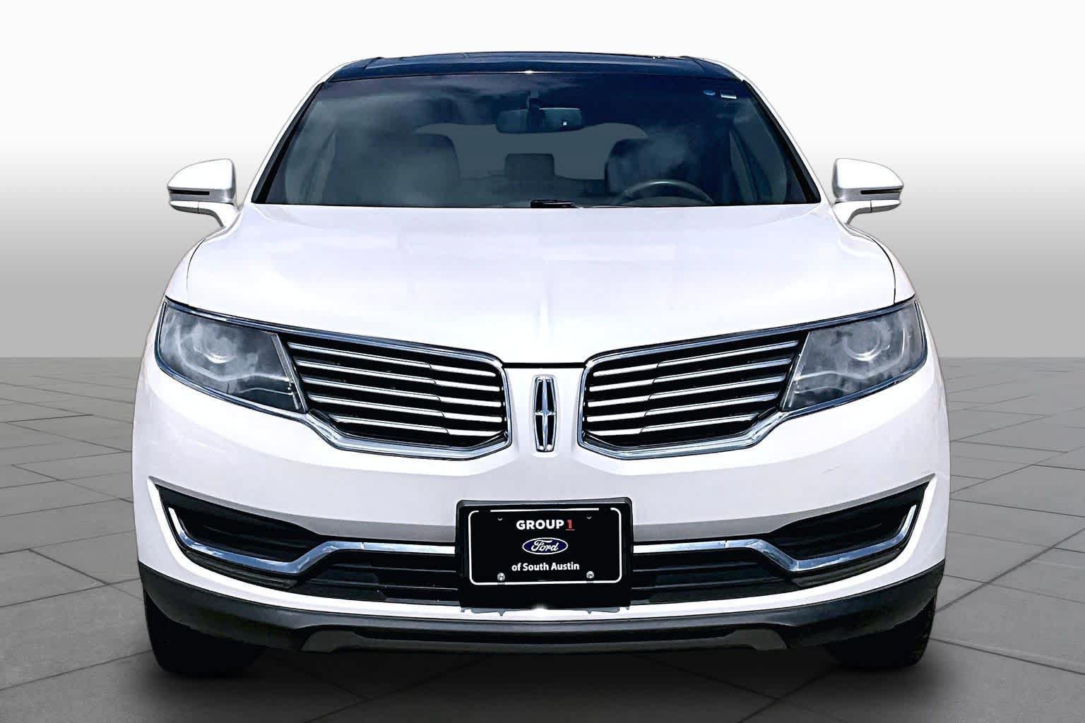 Used 2016 Lincoln MKX Reserve FWD image 4