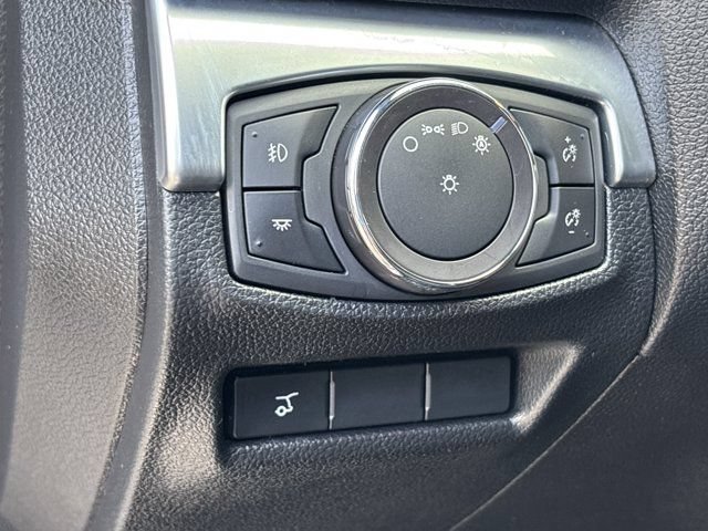 Used 2018 Ford Explorer Limited AWD/4WD image 27