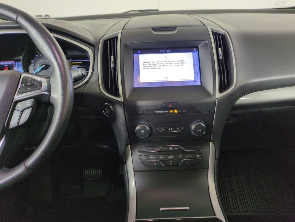 Used 2019 Ford Edge SEL AWD/4WD image 19