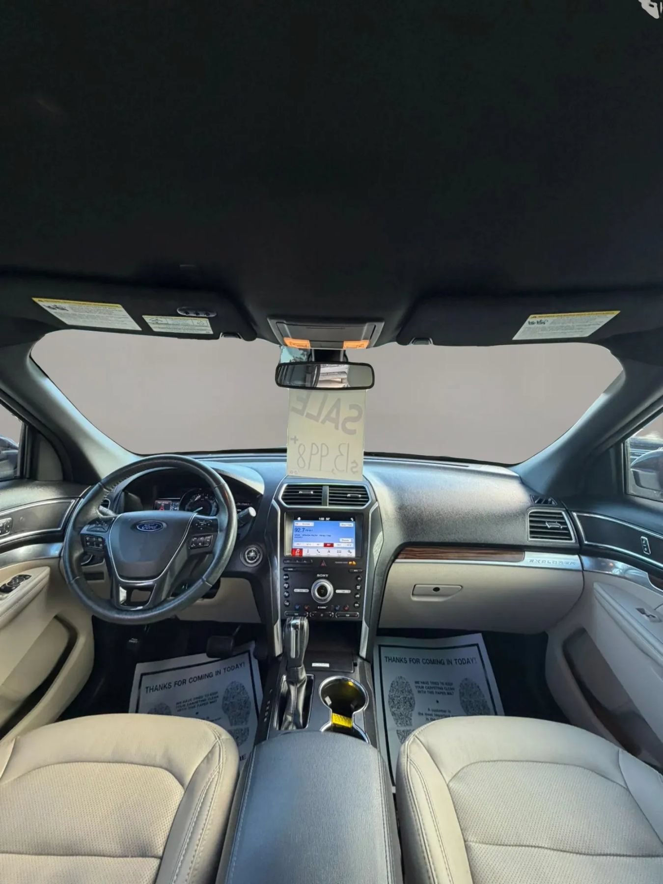 Used 2019 Ford Explorer Limited w/ Ford Safe & Smart Package FWD image 12