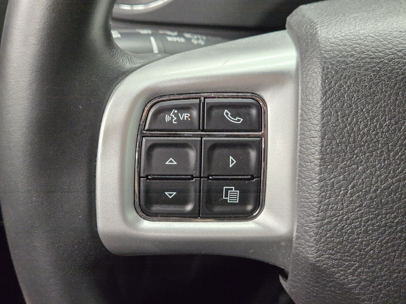 Used 2013 Dodge Challenger R/T RWD image 18