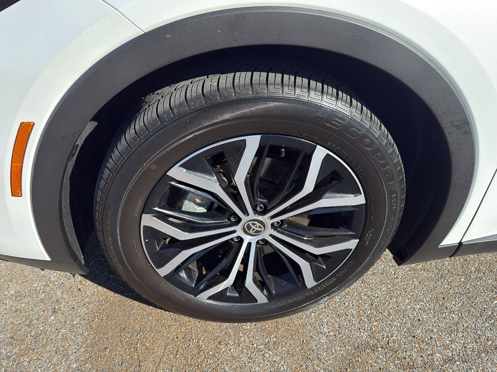 Certified 2026 Toyota Crown Limited image 9