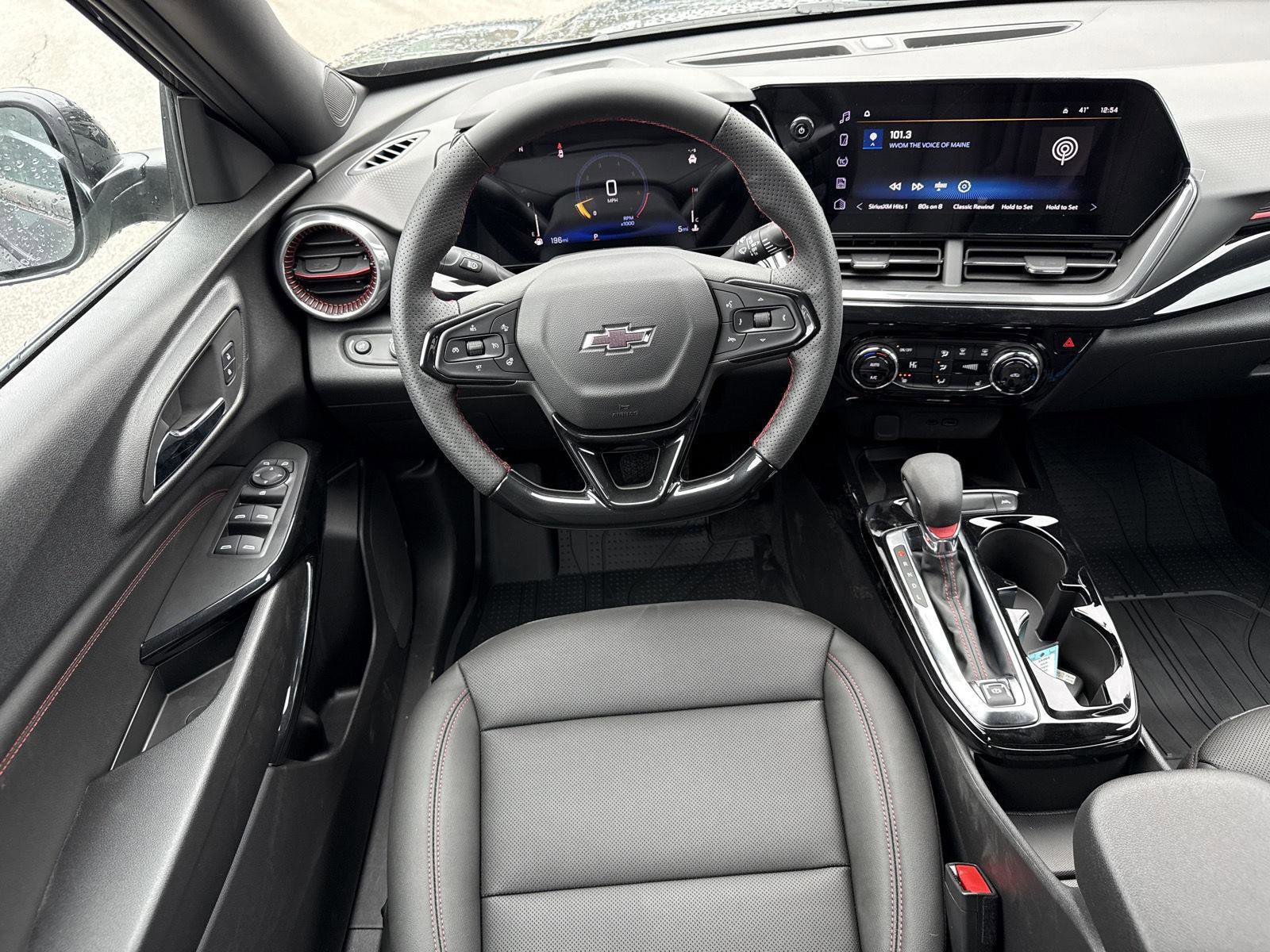 New 2026 Chevrolet Trax RS w/ Sunroof Package image 13