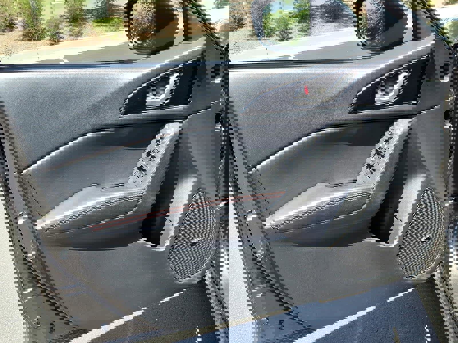 Used 2014 MAZDA MAZDA3 i Grand Touring FWD image 23