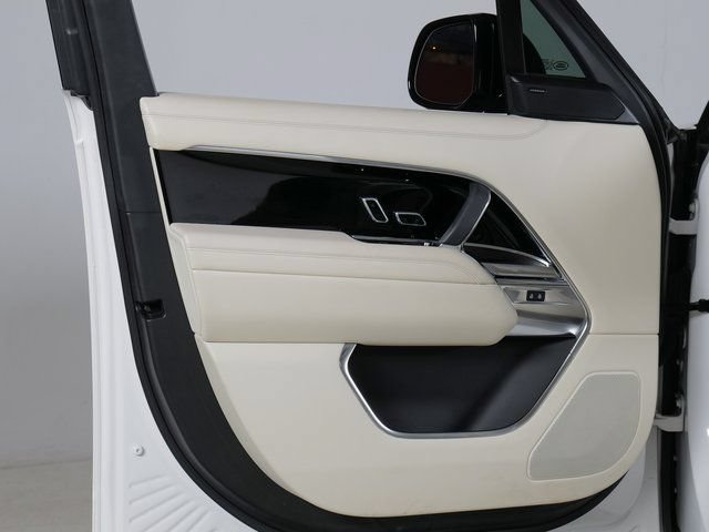 Certified 2023 Land Rover Range Rover SE AWD/4WD image 26