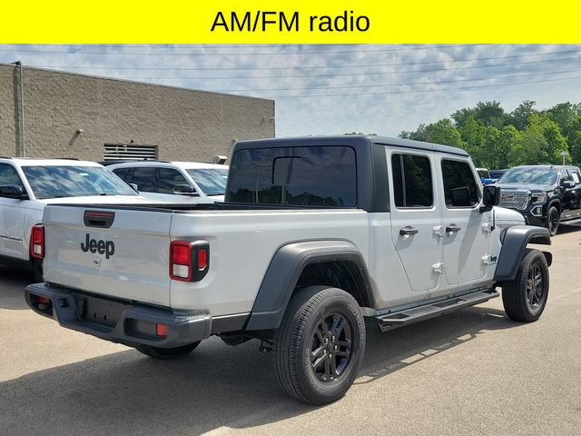 Used 2023 Jeep Gladiator Sport AWD/4WD image 4
