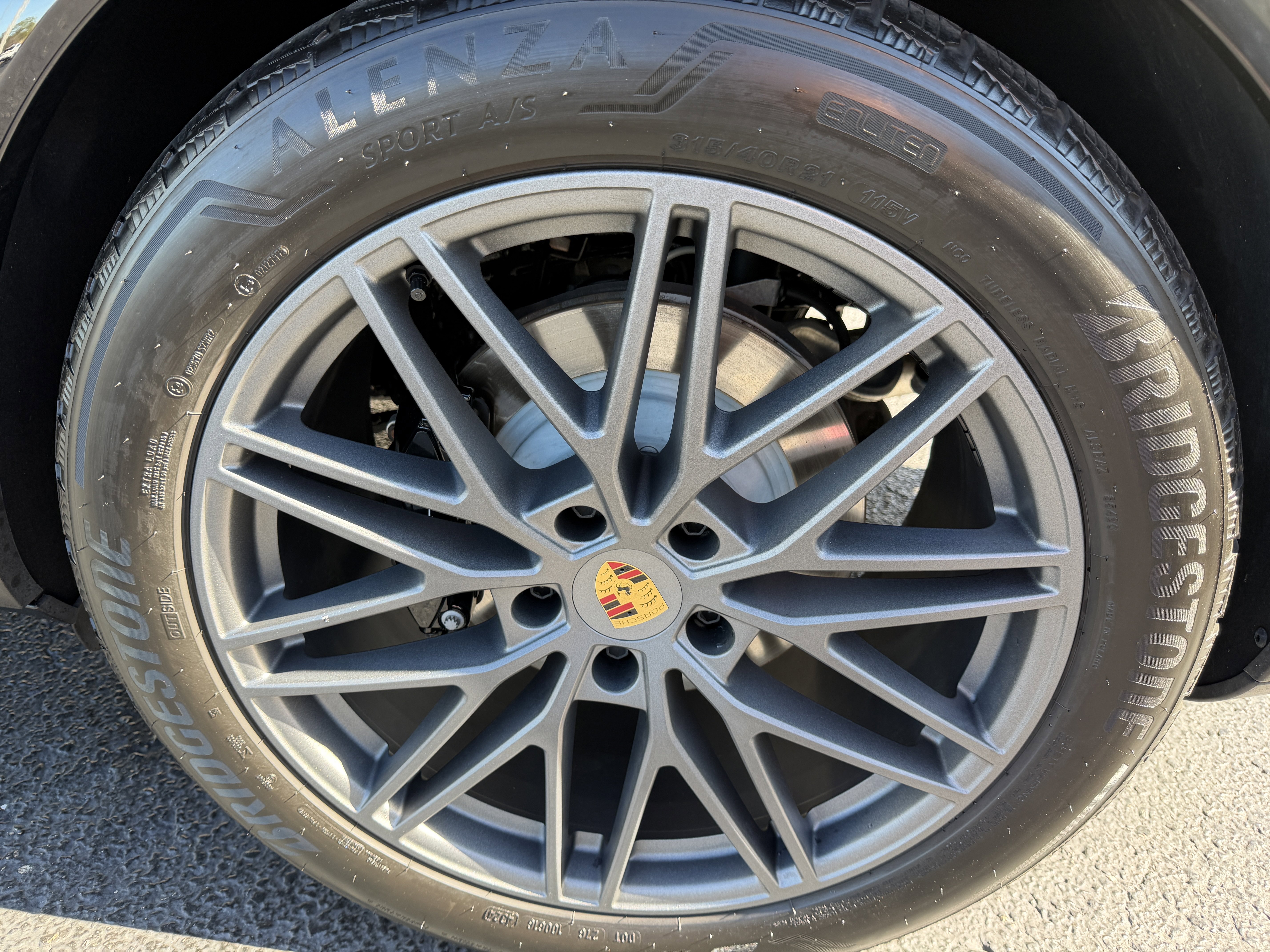 Certified 2024 Porsche Cayenne S image 10