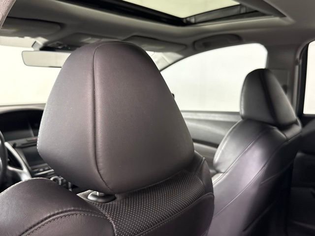 Used 2016 Acura TLX w/ Technology Package FWD image 26