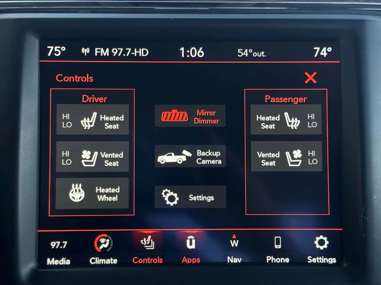 Used 2018 RAM 1500 Laramie w/ Convenience Group AWD/4WD image 31