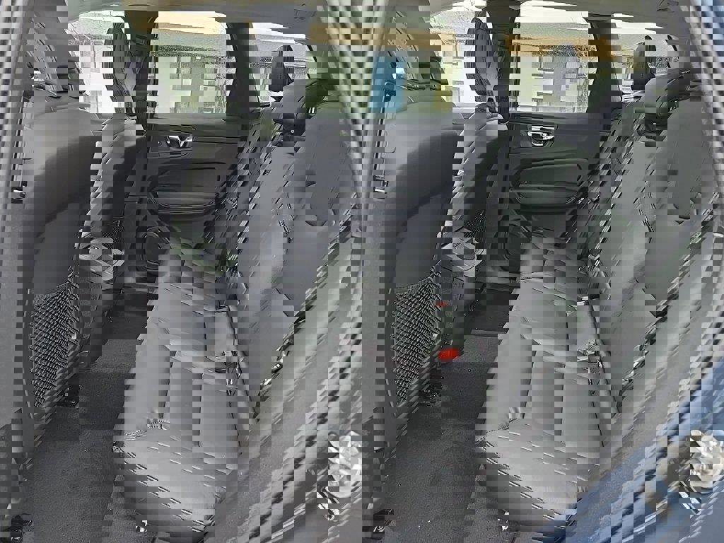 Certified 2025 Volvo XC60 B5 Core w/ Climate Package image 7