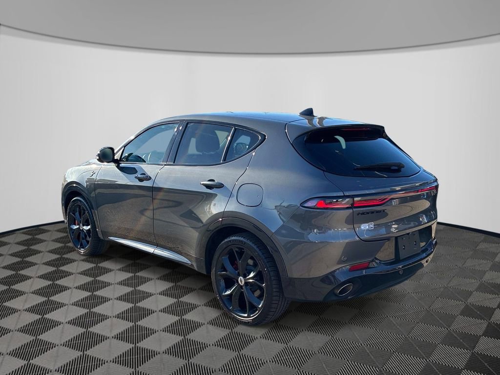 Used 2024 Dodge Hornet R/T image 5
