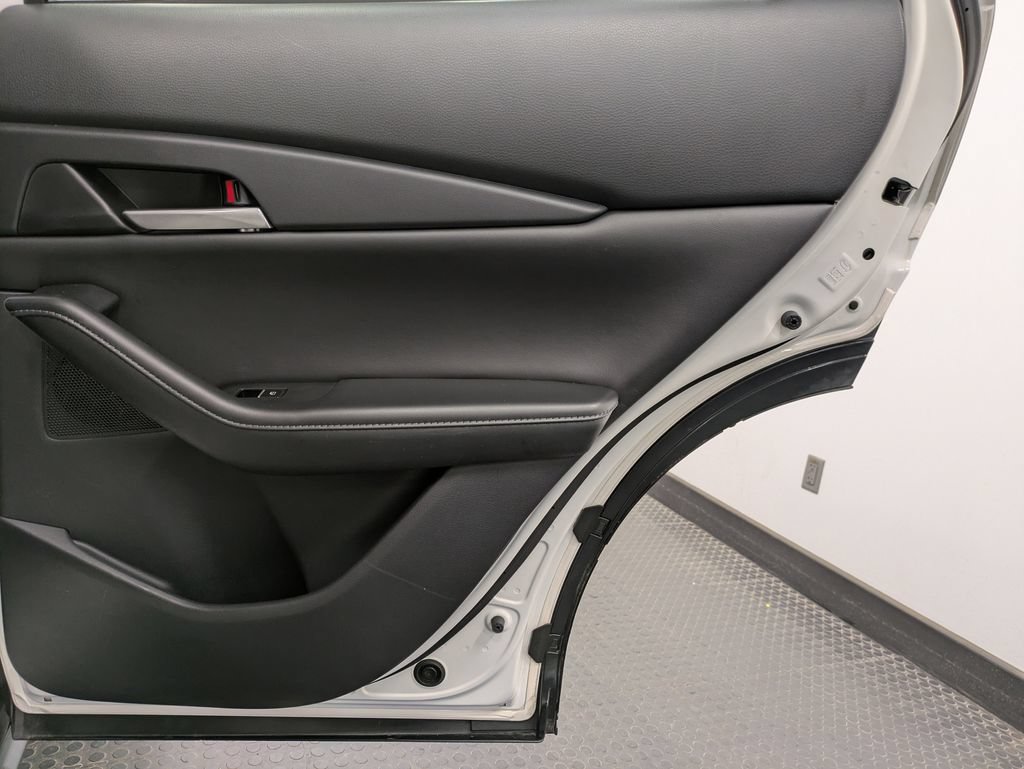 Certified 2022 MAZDA CX-30 AWD 2.5 S w/ Select Package image 26