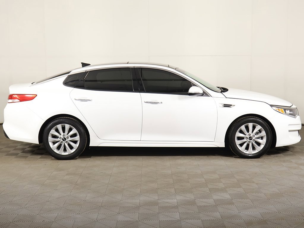 Used 2018 Kia Optima EX w/ Premium Package image 18