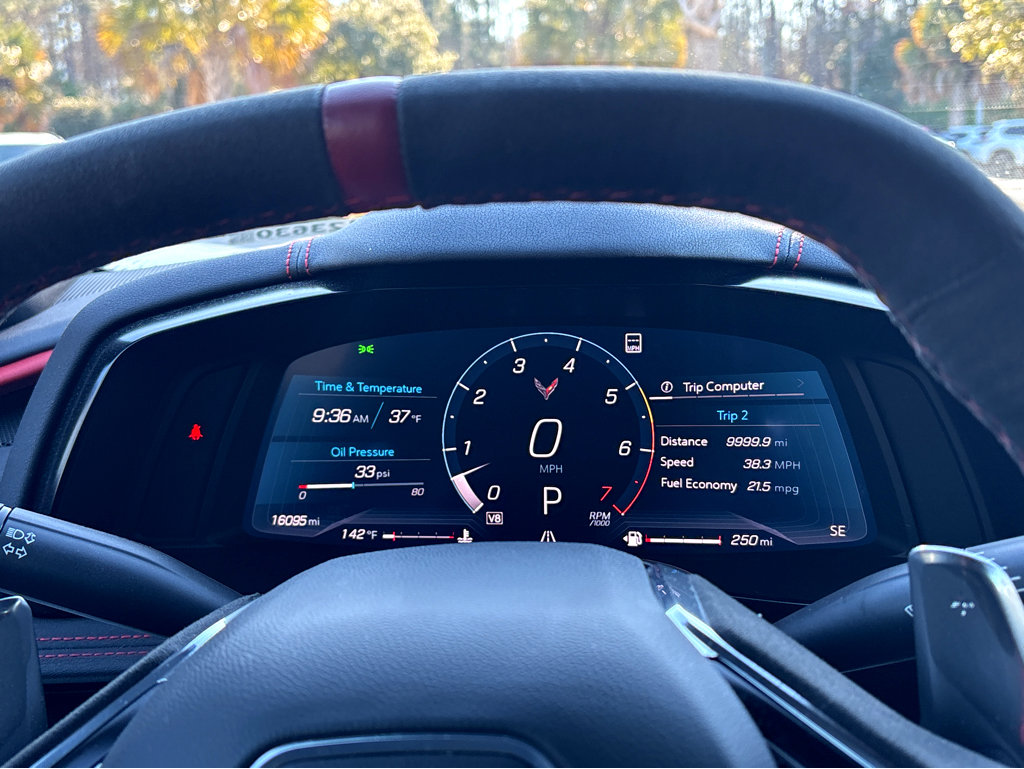 Used 2021 Chevrolet Corvette Stingray Preferred Cpe w/ Z51 Performance Package image 5