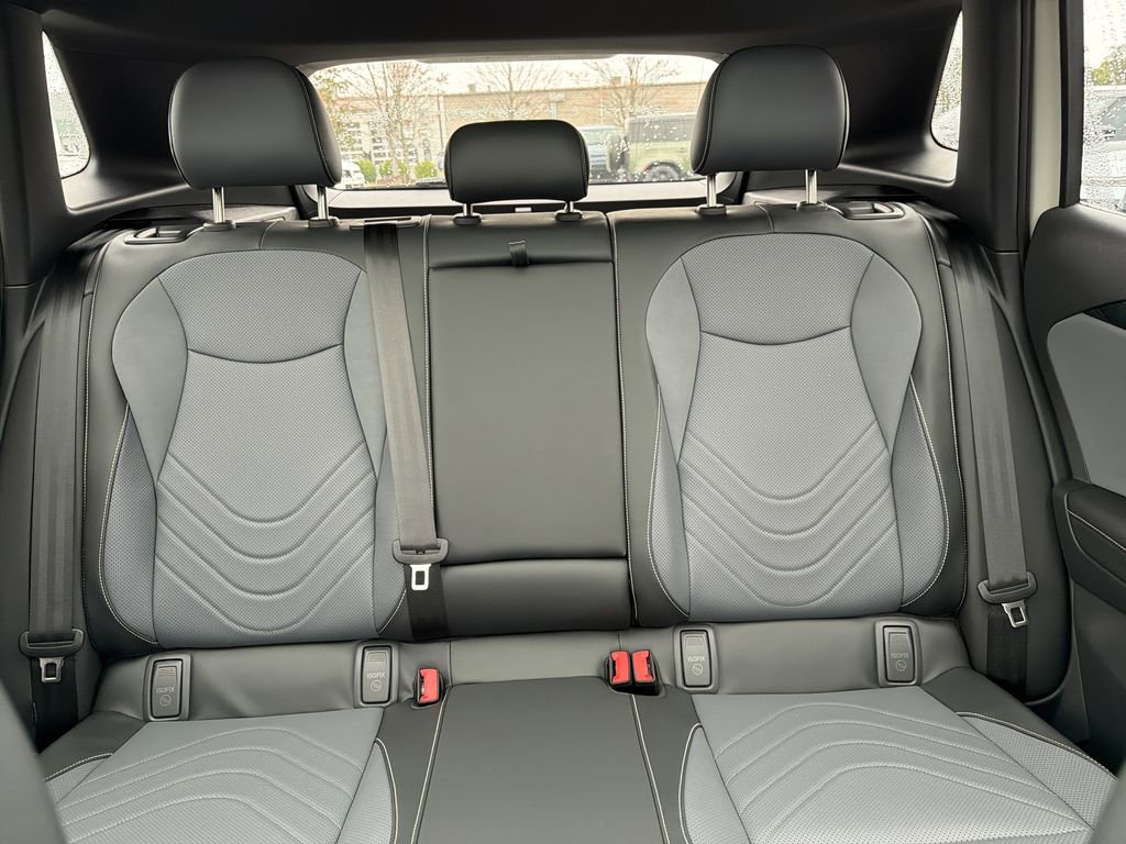 New 2026 Volkswagen Tiguan SE R-Line image 31