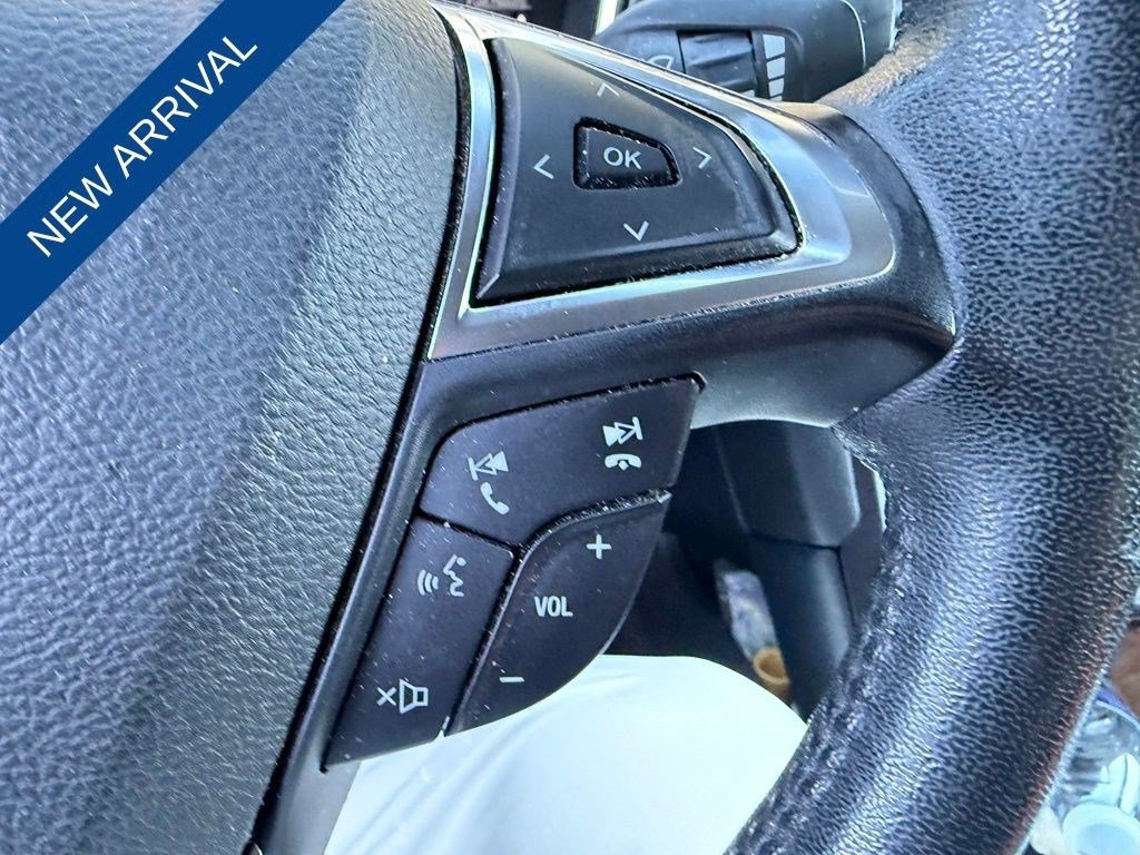 Used 2018 Ford Fusion Titanium FWD image 10