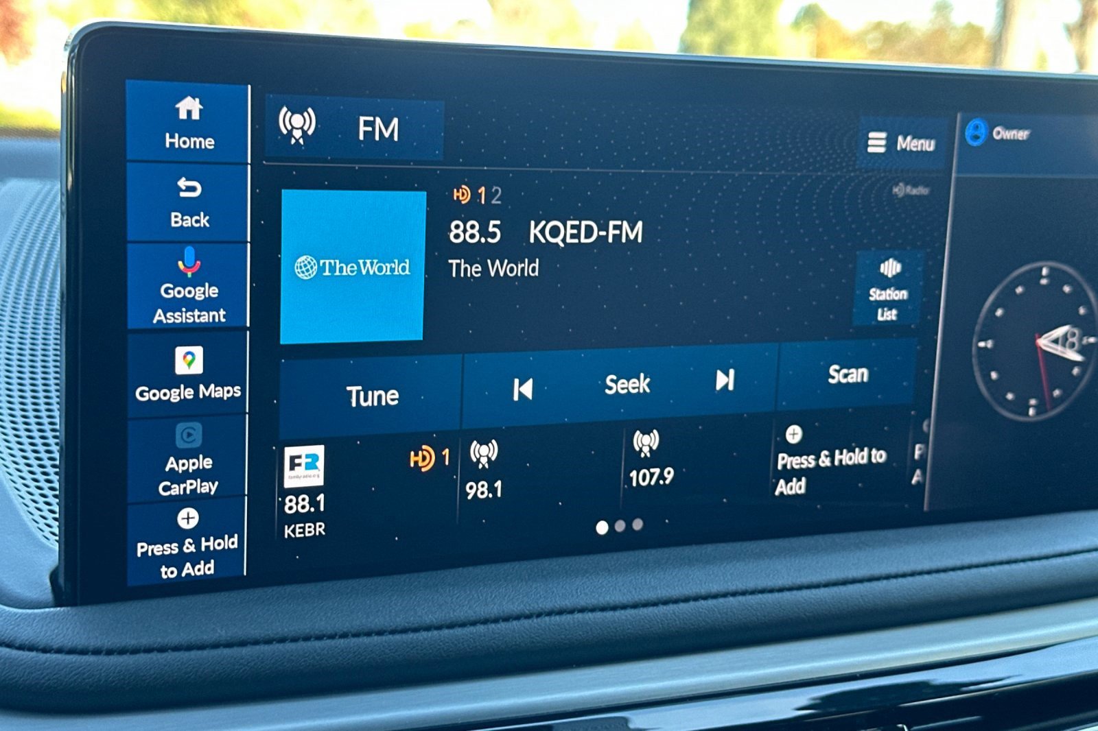 Used 2025 Acura MDX SH-AWD w/ Technology Package image 25