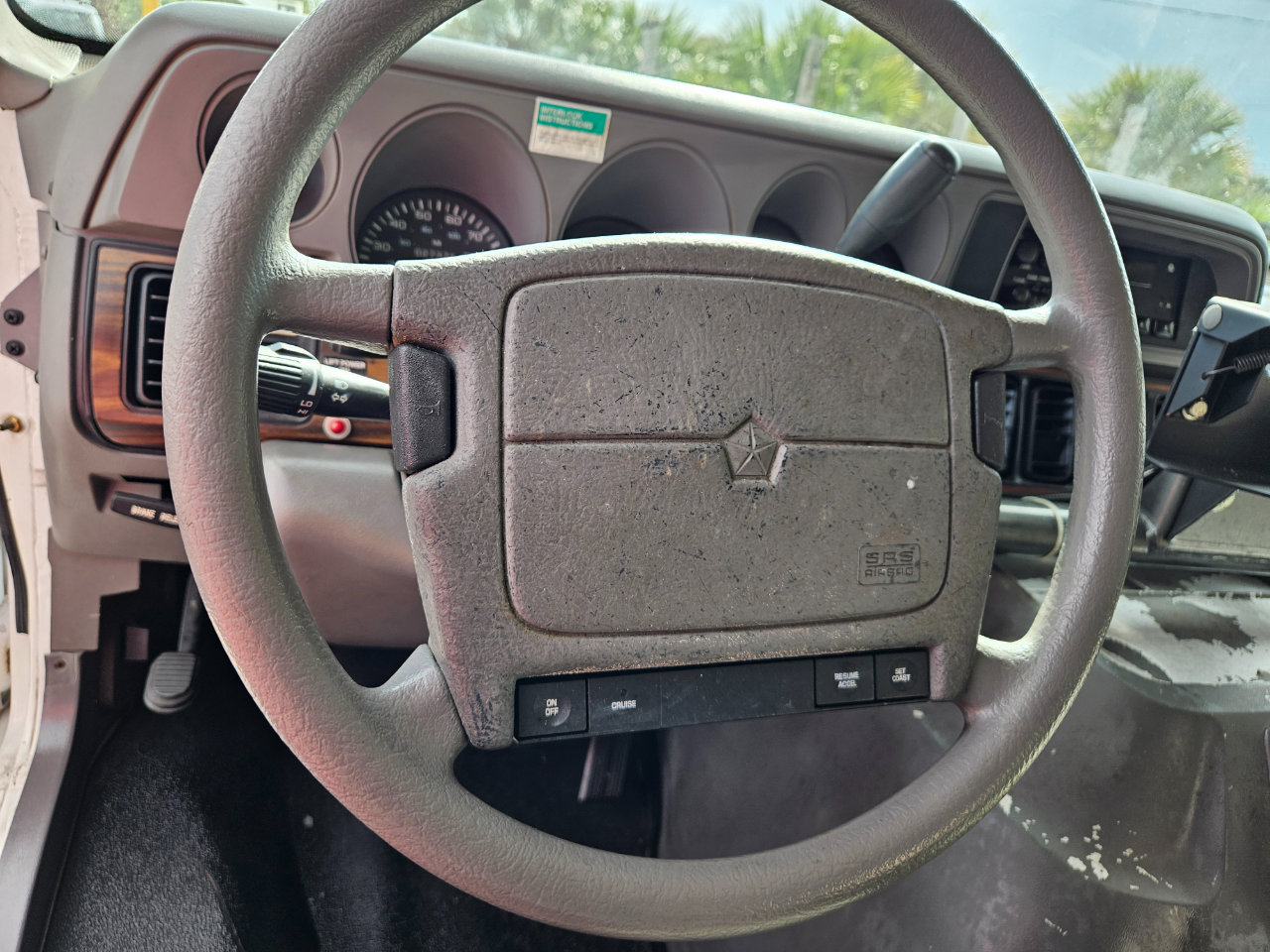 Used 1997 Dodge B3500 image 18