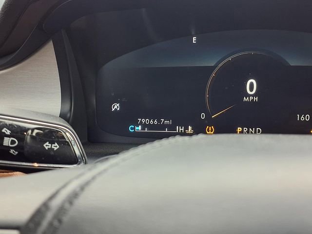 Used 2023 Lincoln Aviator Reserve w/ Equipment Group 201A image 7