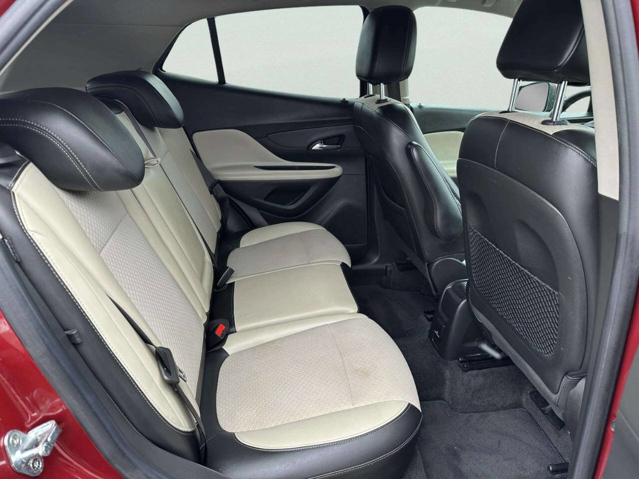 Used 2021 Buick Encore Preferred w/ Safety Package image 15