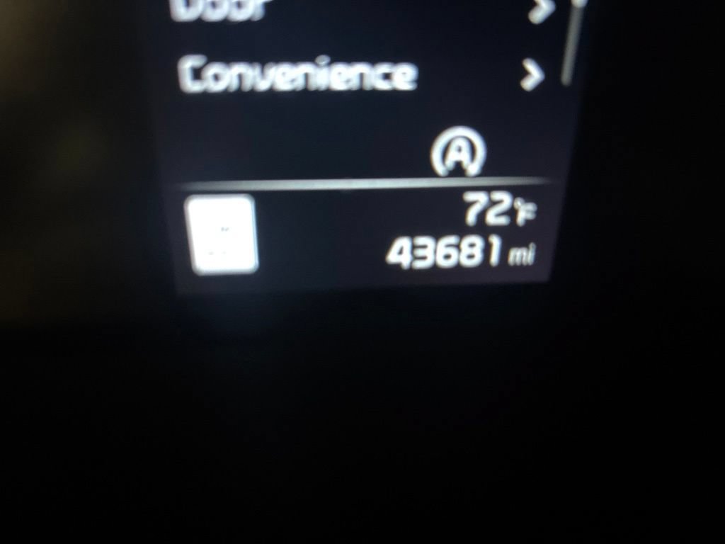Used 2023 Kia Soul LX w/ LX Technology Package FWD image 9