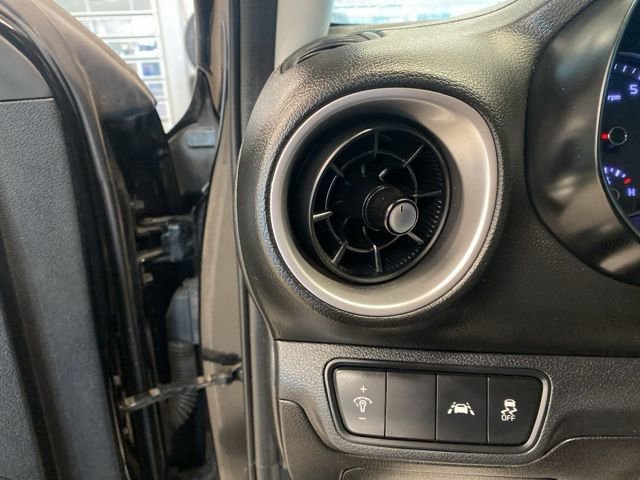 Used 2019 Kia Forte LXS image 9