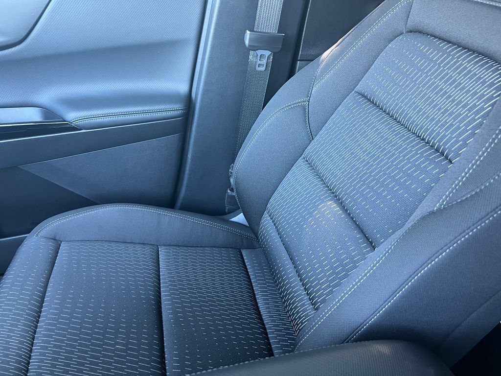 Used 2026 Chevrolet Equinox LT AWD/4WD image 33