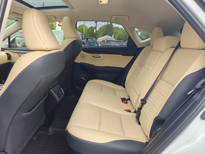 Used 2018 Lexus NX 300 AWD w/ Premium Package image 10