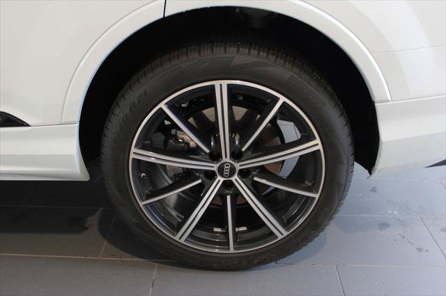 Certified 2025 Audi Q7 2.0T Premium Plus AWD/4WD image 38