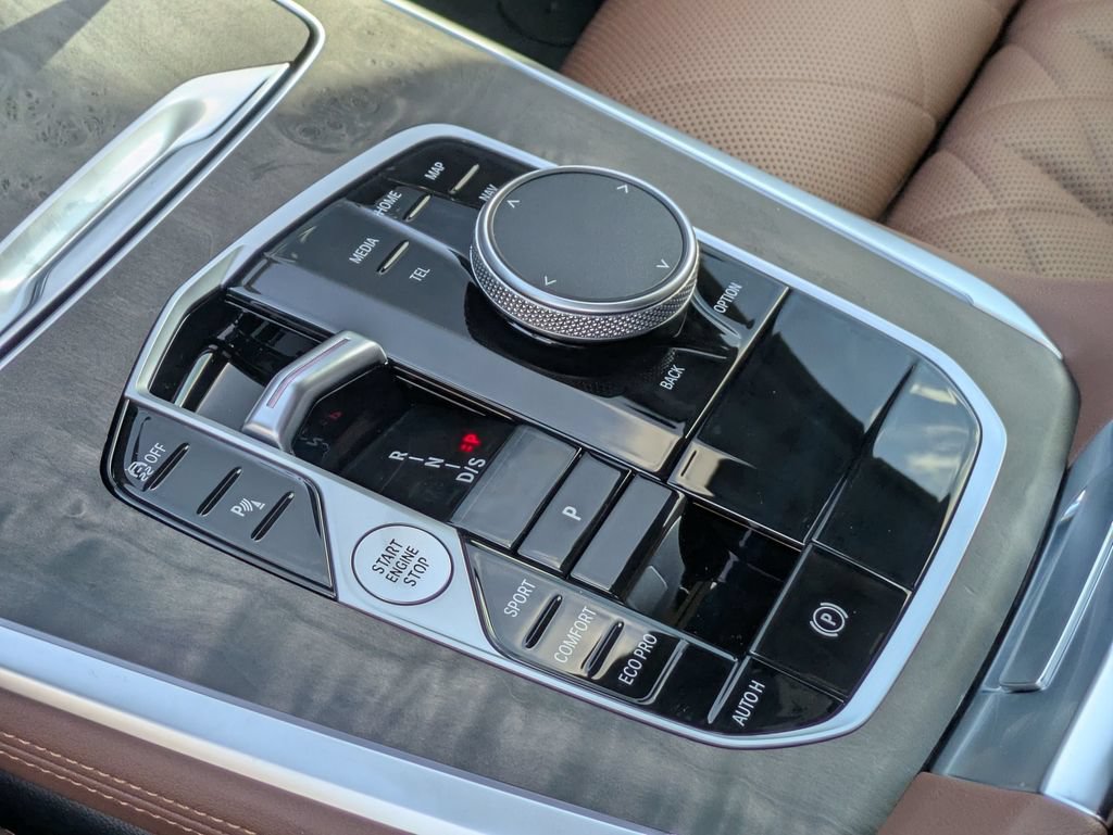 New 2026 BMW X5 sDrive40i RWD image 18
