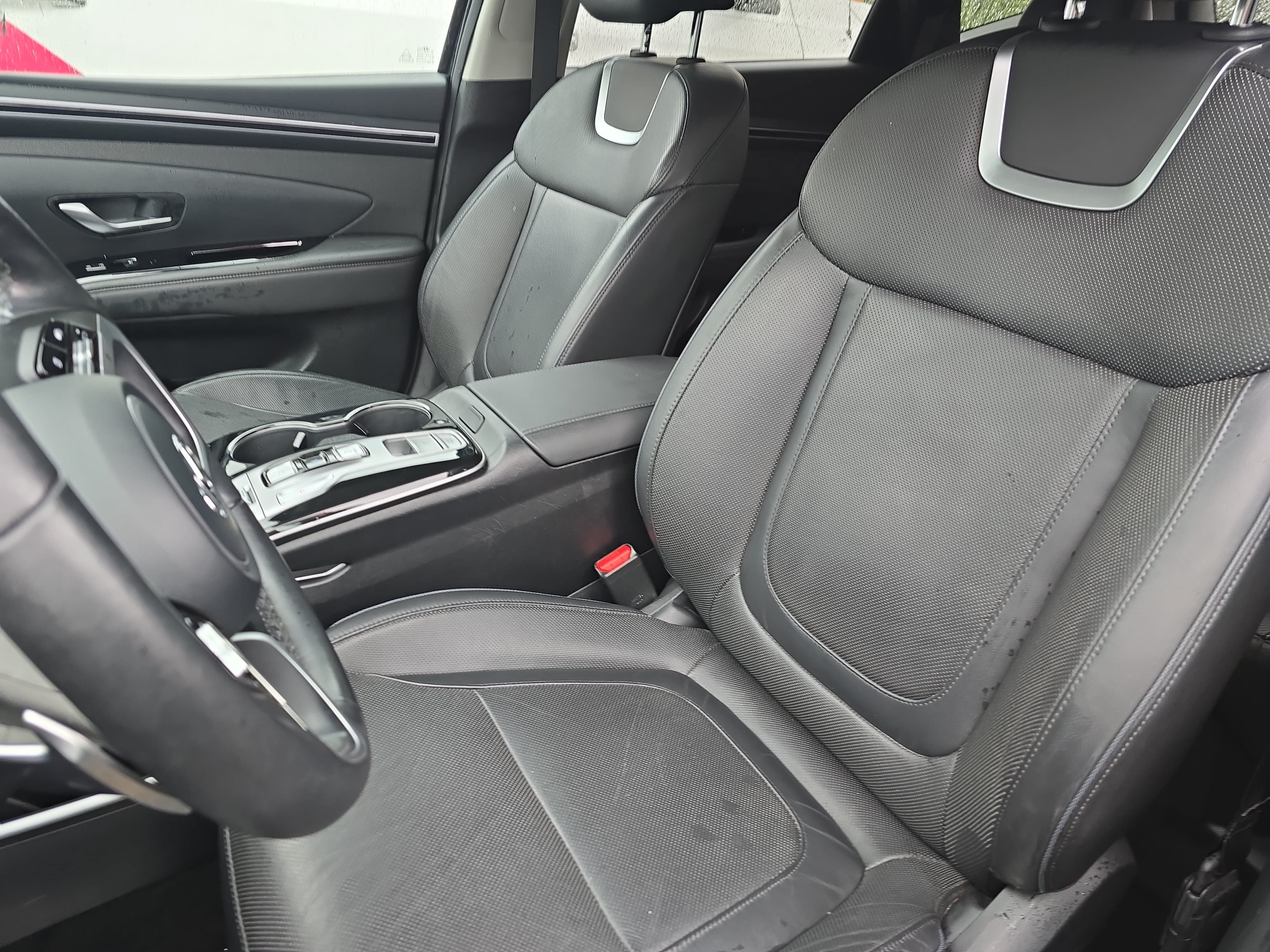 Used 2022 Hyundai Tucson Limited AWD/4WD image 14