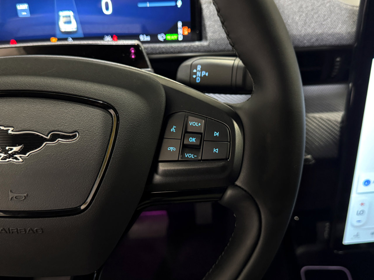 Used 2025 Ford Mustang Mach-E Premium image 6