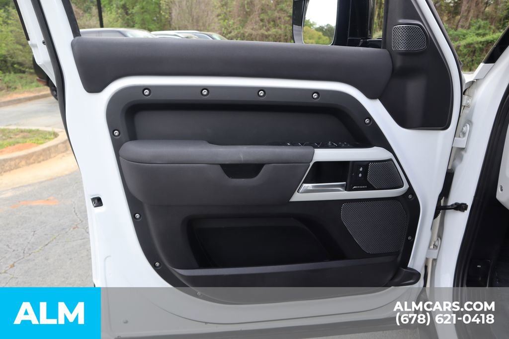 Used 2023 Land Rover Defender 110 S AWD/4WD image 11