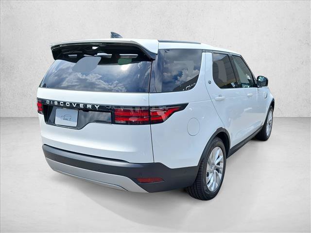 Used 2025 Land Rover Discovery S AWD/4WD image 5