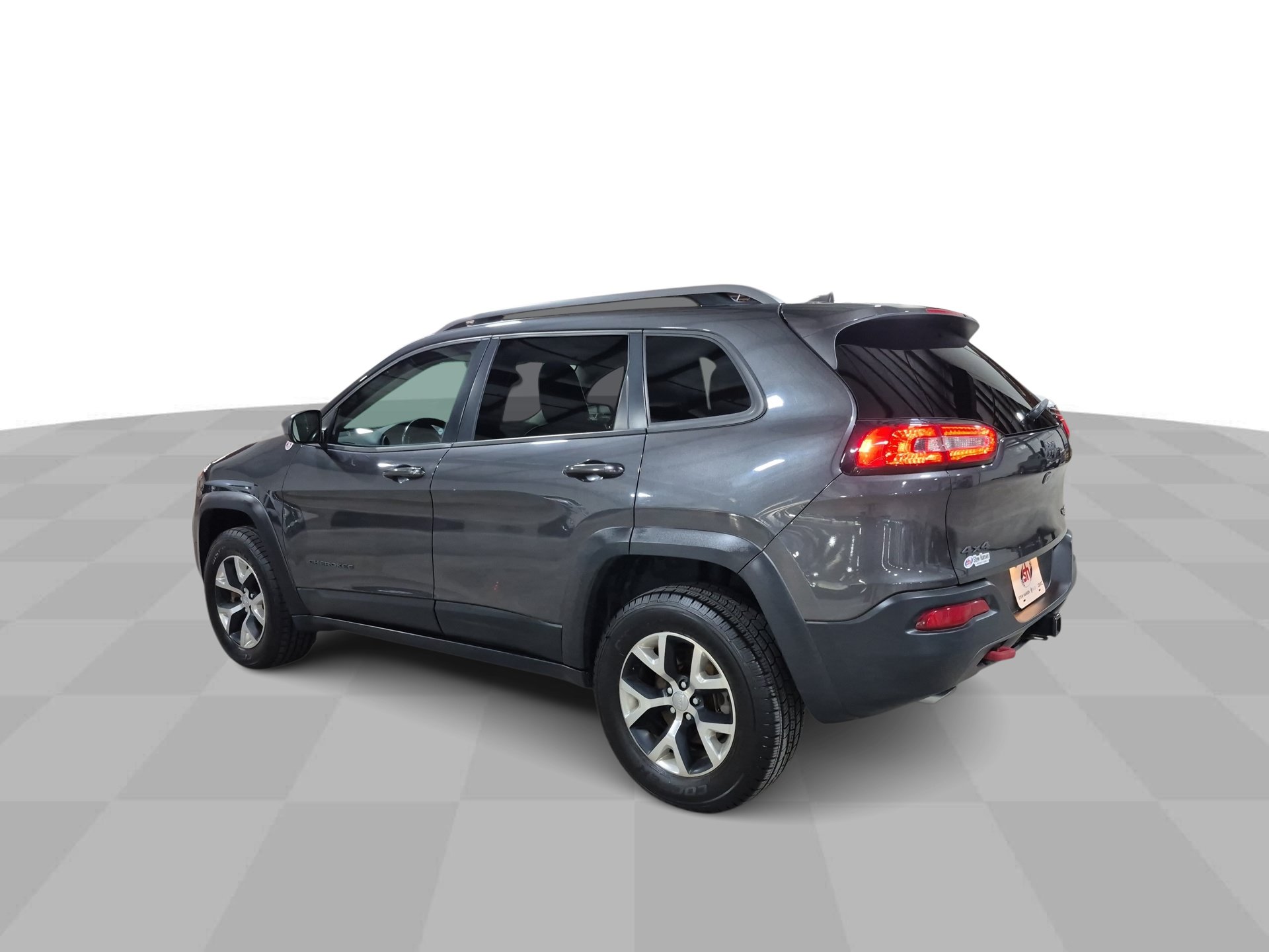 Used 2016 Jeep Cherokee Trailhawk w/ Comfort/Convenience Group AWD/4WD image 7