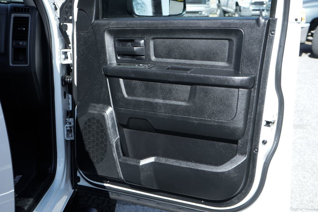 Used 2014 RAM 1500 Express AWD/4WD image 34