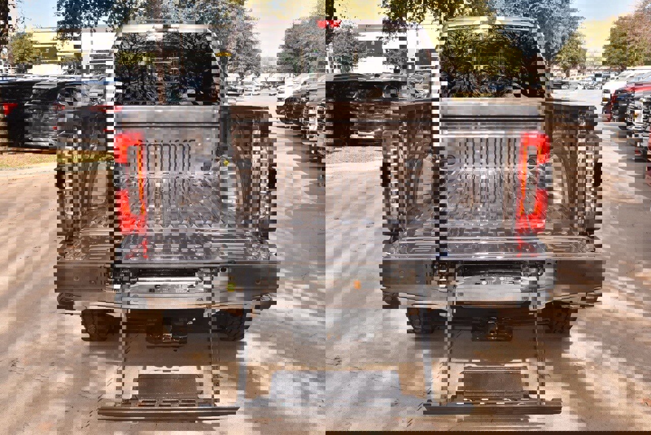 Used 2023 Ford F250 King Ranch w/ Chrome Package image 40