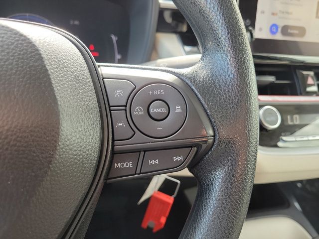 Used 2026 Toyota Corolla LE FWD image 30