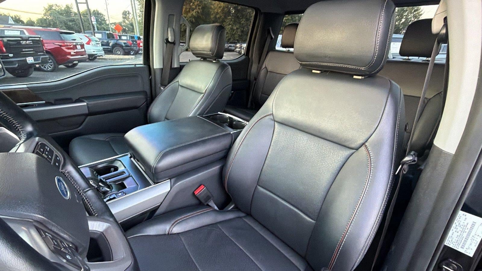 Used 2022 Ford F150 Lariat w/ Equipment Group 502A High AWD/4WD image 5