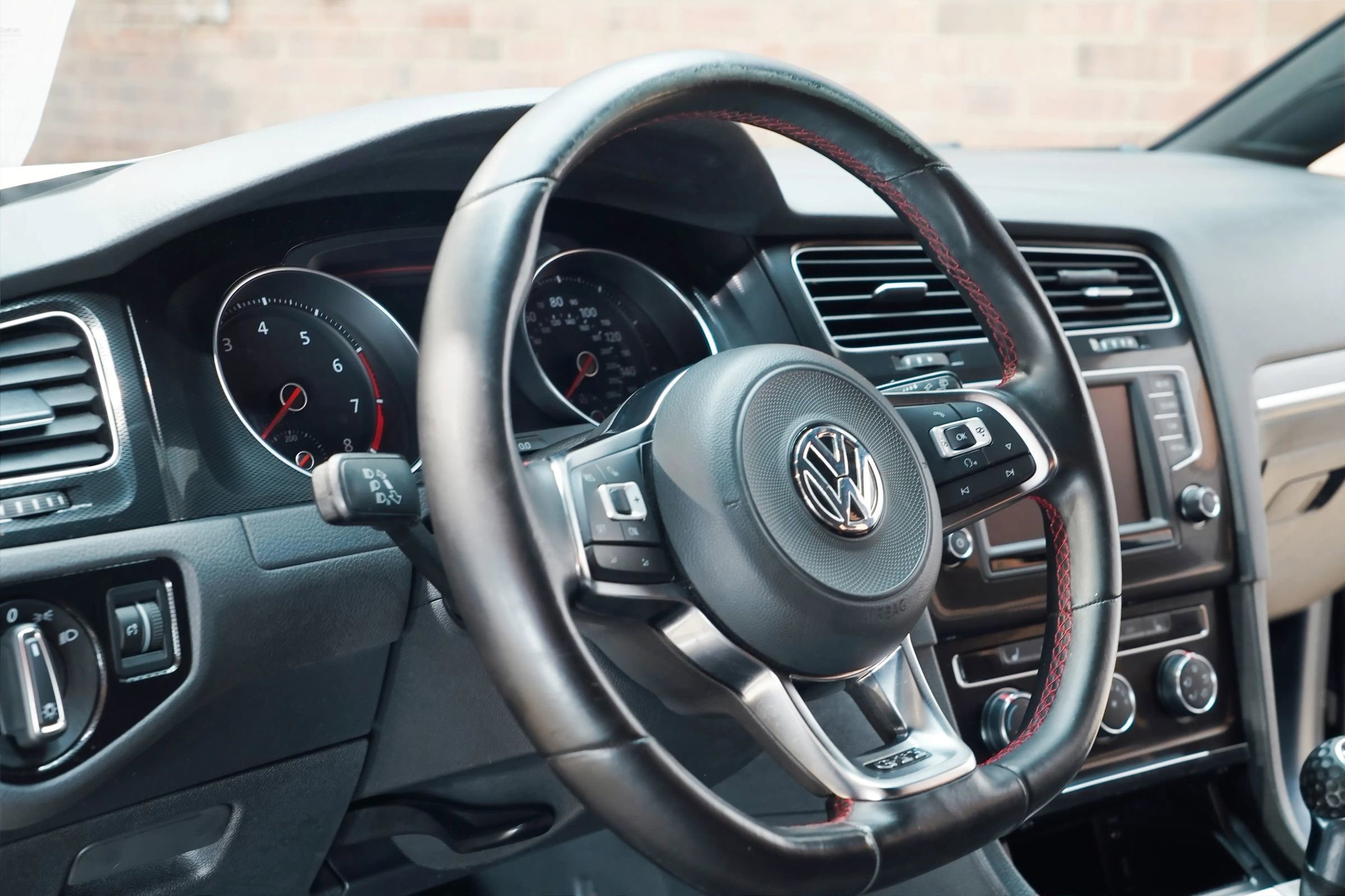 Used 2017 Volkswagen GTI S FWD image 31