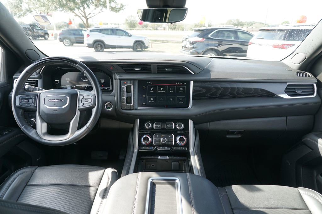 Used 2023 GMC Yukon XL Denali w/ Advanced Technology Package image 28