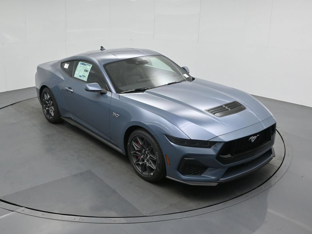 New 2026 Ford Mustang GT Premium w/ GT Performance Package RWD image 33
